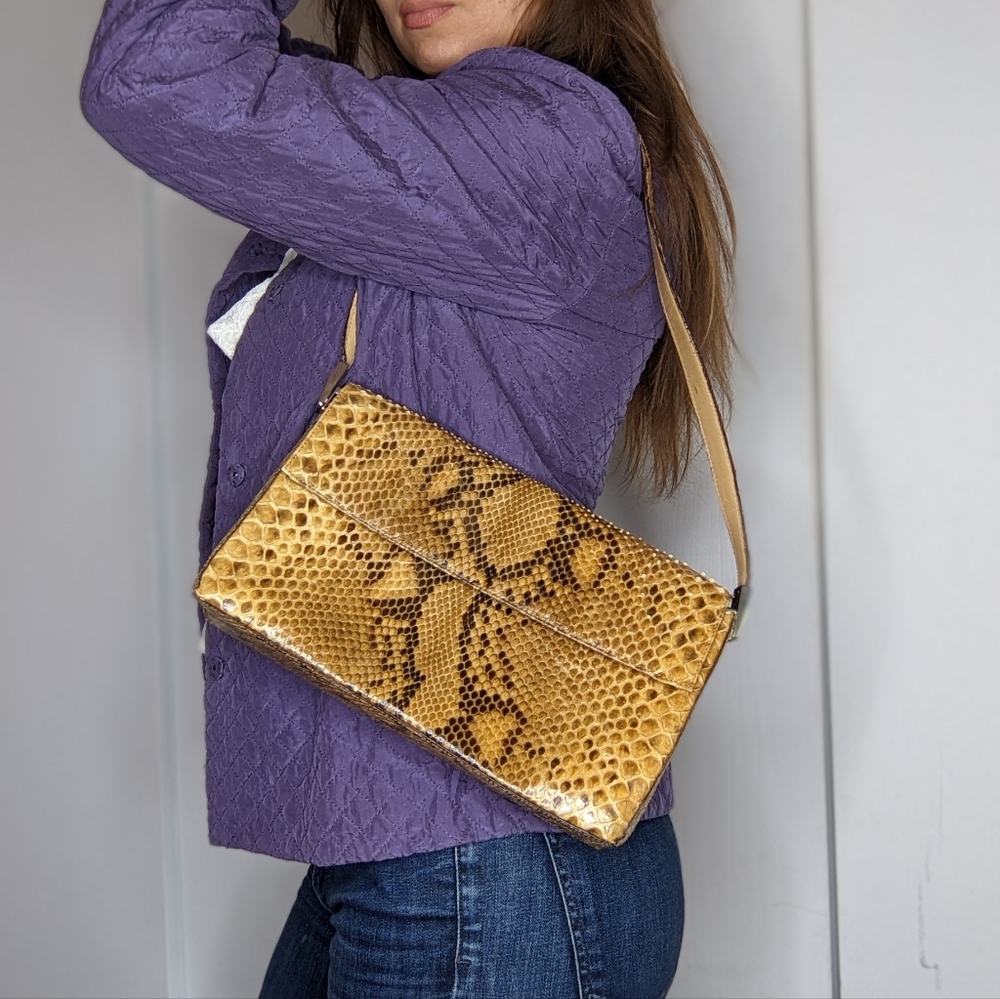 Ape Regina Vero Pitone Leather Purse